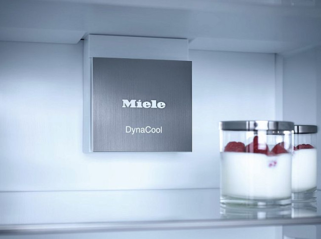 Холодильник MIELE K 7747 С Холодильник MIELE K 7747 С