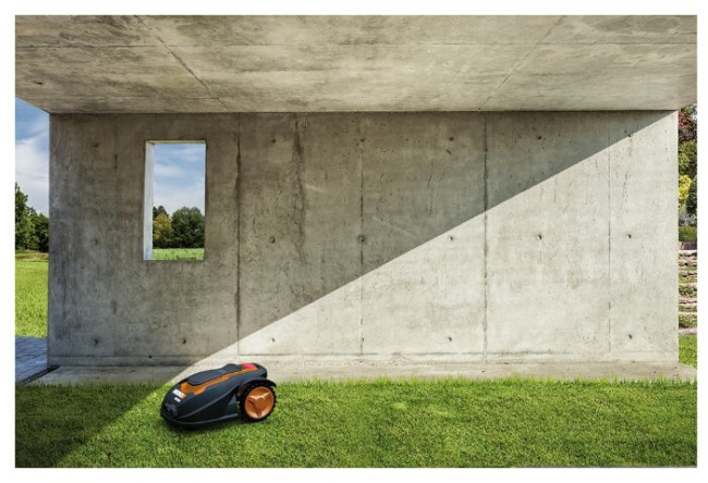 Газонокосилка Worx Landroid M WG796E.1 Газонокосилка Worx Landroid M WG796E.1