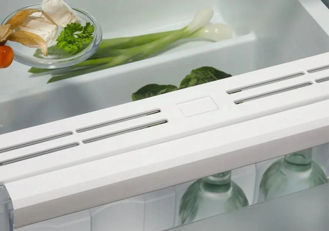 Холодильник ELECTROLUX ERD6DE18S4 Холодильник ELECTROLUX ERD6DE18S4