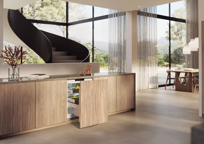 Холодильник MIELE KU 7030 D Холодильник MIELE KU 7030 D