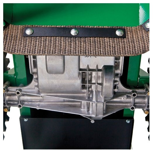 Сенокосилка Billy Goat BC2600ICM