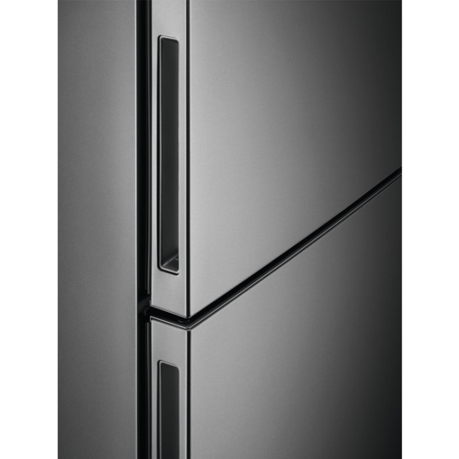 Холодильник Electrolux RNT7ME34X2 Холодильник Electrolux RNT7ME34X2