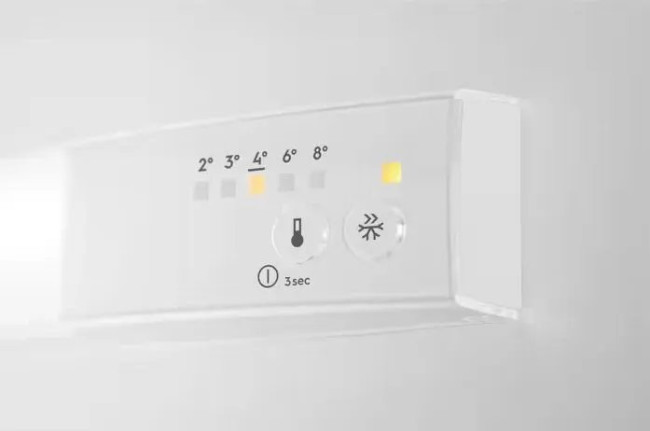 Холодильник ELECTROLUX LFB3AE82R Холодильник ELECTROLUX LFB3AE82R