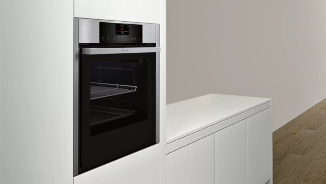 Духовой шкаф с паром Neff B45FS24N0