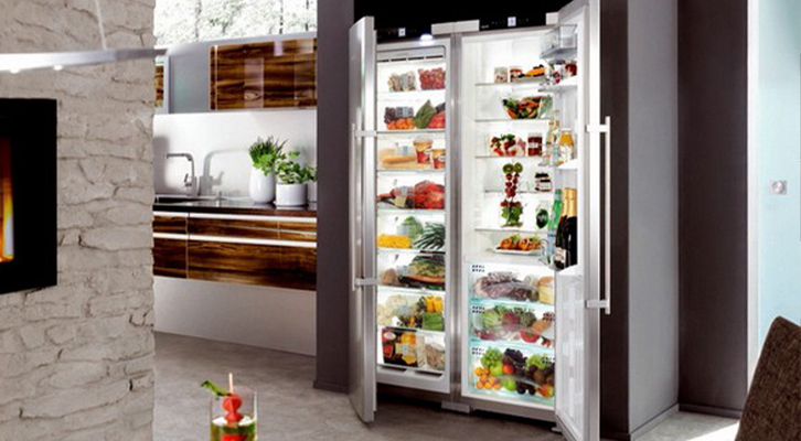 современный холодильник с зонами разной температуры