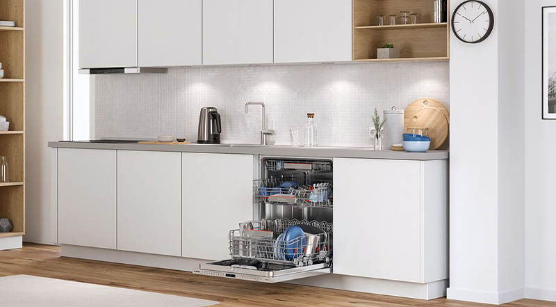 Инновационная посудомоечная машина с экологическим режимом мойки